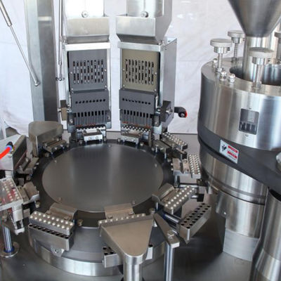 Machine de remplissage complètement automatique de capsule de contrôle de PLC avec l'écran tactile de marque de l'Allemagne Siemens