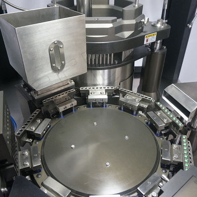 Machine automatique de remplissage de capsules en poudre à haut rendement